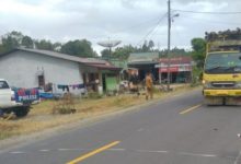 Photo of Kecelakaan di Jalan Medan-Tarutung, Pasutri Pengendara Motor Tewas Ditabrak Minibus