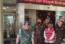 Photo of Jhonny Plate Jadi Tersangka Sebagai Kuasa Pengguna Anggaran BAKTI Kominfo