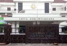 Photo of Dugaan Oknum Jaksa Peras Guru SD di Batubara, Kejati Sumut Beri Keterangan