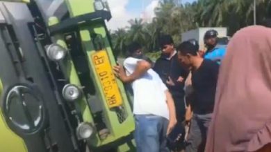 Photo of Truk Tangki CPO Terguling di Jalinsum Paluta, Sopir Tewas Terjepit