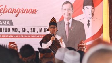 Photo of Mahfud MD Jawab Anies Usai Jokowi Mau Cawe-cawe Pilpres 2024