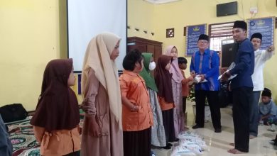Photo of Di Acara PHBI, 46 Anak Yatim Terima Santunan dari Guru SDN Kecamatan Galang