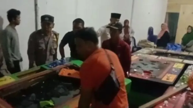 Photo of Lokasi Judi Tembak Ikan di Asahan Digrebek Polisi dan Emak-emak