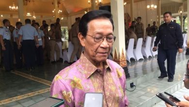 Photo of Prabowo Usul Pindahkan Makam Diponegoro ke Yogya, Sultan Tak Setuju