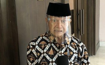 Photo of Anwar Abbas Muncul di Sidang PN Jakpus, Panji Gumilang Tak Hadir