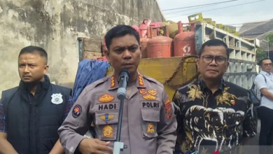 Photo of Polda Sumut Tangkap Pengoplos Tabung Elpiji Subsidi 3 Kg