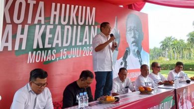 Photo of Pidato Anas di Monas: Yang Pernah Berbuat Zalim, Segera Bertobat