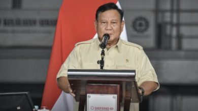 Photo of Baliho Bergambar Prabowo Dekat Lahan Militer TNI AU Diturunkan
