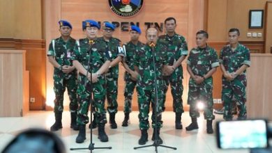 Photo of TNI Copot Baliho Capres Ganjar Pranowo di Lahan Militer
