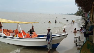 Photo of Jalan-jalan Santai, Menikmati Indahnya Pantai Sialangbuah Serdangbedagai