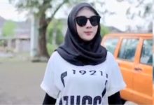 Photo of Selebgram Cantik Asal Palembang Adelia Putri Salma Ditangkap Polisi