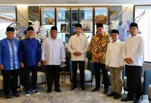 Photo of Pengamat Politik Heran Parpol Besar Mudah Dipermainkan Jokowi