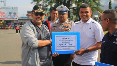 Photo of Peringatan Haornas ke-40, Pemkab Pasaman Berikan Bonus Bagi Atlit Berprestasi dan Piagam Penghargaan bagi Pelatih