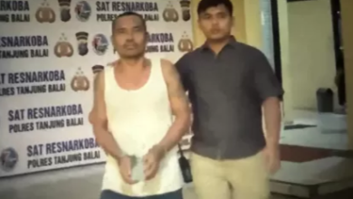 Photo of Suami Bertato di Tanjung Balai Sekap Istri dan 2 Anaknya di Toilet