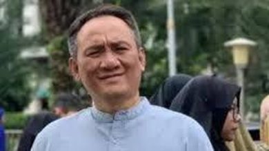 Photo of Andi Arief Tuding Anies Berdarah Dingin tapi Pengecut, NasDem Membela