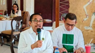 Photo of Cawapres Ganjar Segera Diumumkan, PPP Bicara Jika Bukan Takdir Sandiaga