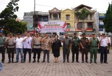 Photo of Polres Tanah Karo Apel Gelar Pasukan Ops Mantab Brata Toba 2023-2024 Bersama Bupati dan Forkopimda Karo