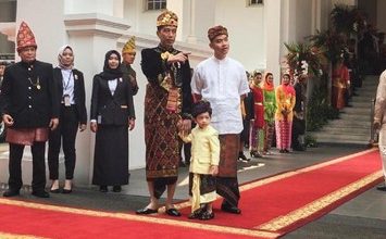 Photo of Jokowi soal Gibran Cawapres Prabowo: Tugas Orang Tua Hanya Merestui