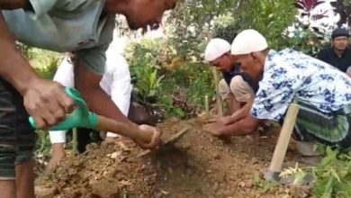 Photo of Usia 10 Bulan Berat Badan 4,5 Kg, Balita Gizi Buruk di Madina Meninggal Dunia