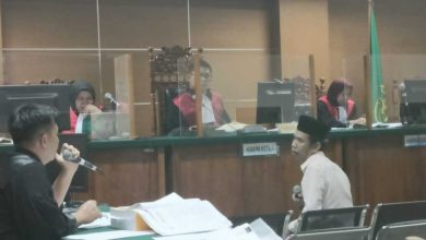 Photo of Mantan Kades Korupsi Dana Desa untuk Karaoke dan Sawer Pemandu Lagu Setiap Hari