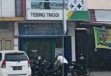 Photo of Pegawai dan Satpam Kancab BPJS Ketenagakerjaan Tebingtinggi Arogan