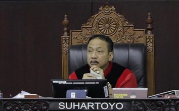 Photo of Gantikan Anwar Usman, Suhartoyo Terpilih Jadi Ketua MK