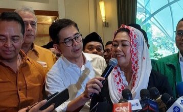 Photo of Yenny Wahid Buka Suara soal Isu Jokowi Buntuti Kampanye Ganjar