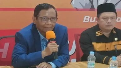 Photo of Mahfud MD Dorong Masyarakat Kembali Makan Sagu: Kita Suka Makan Nasi Setelah Dijajah