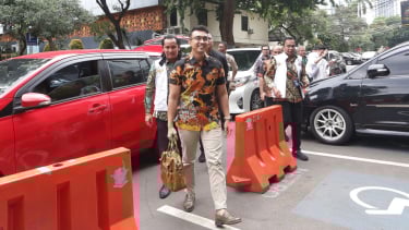 Photo of Jubir TPN Ganjar-Mahfud Belum Kelar Diperiksa Polisi, Hary Tanoesoedibjo Datangi Polda Metro