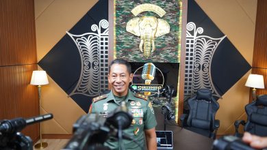 Photo of Kepala Staf Angkatan Darat Resmikan Studio Podcast Kodam Iskandar Muda