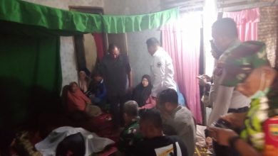 Photo of Dilarang Mencoblos, Kakek Pono Meninggal Dunia di TPS