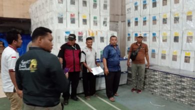 Photo of Sudah 11 Kecamatan Selesai Perekapan, Kotak Surat Suara Didistribusikan Ke KPU Karo,6 Kecamatan Akan Menyusul