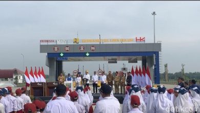 Photo of Jokowi Resmikan Dua Ruas Tol di Sumut, Telan Biaya Segini!