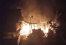 Photo of Rumah Rizki Daulay di Desa Paranbatu Dilalap Sijago Merah Saat Ditinggal Takziah