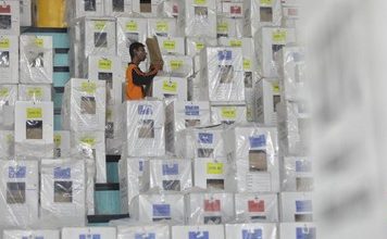 Photo of Ramai-ramai Kritik KPU Hapus Grafik Hasil Suara Pemilu di Sirekap