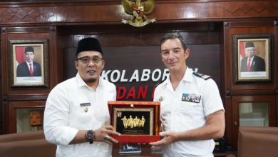 Photo of Wakil Wali Kota Medan Terima Kunjungan Komandan Kapal Perang Prancis