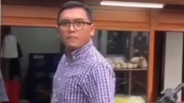 Photo of Karyawan Pertamina Parkir Sembarangan dan Meludah Saat Ditegur Akhirnya Dibebastugaskan