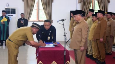 Photo of Akhiri Tugasnya, Bupati Ali Yusuf  Lantik 89 Pejabat Pemkab Deli Serdang
