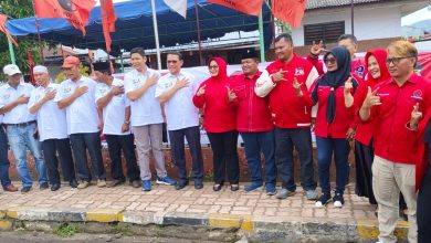 Photo of Perdana, Balon Walikota  Jon Sujani Pasaribu Mendaftar ke DPC PDIP Kota Padangsidimpuan