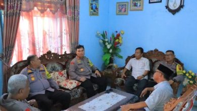Photo of Jelang Idul Fitri, Kapolres Labuhanbatu Silaturahmi Ke Para Tokoh Agama