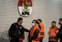 Photo of KPK Sita Uang Rp48,5 Miliar di Kasus Bupati Labuhanbatu