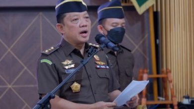 Photo of Anggota Densus 88 Diduga Kuntit Jampidsus Kejagung, Kapolri Diminta Bertindak