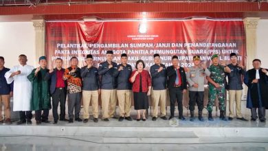 Photo of Anggota PPS Tahun 2024 Dilantik dan Disumpah, Bupati Karo: Anggota PPS Tidak Terprovokasi Oleh Parpol Peserta Dalam Pilkada