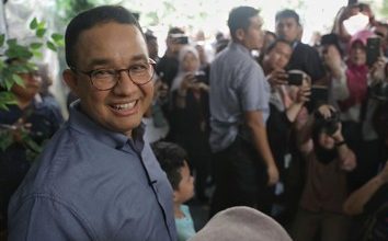 Photo of Anies Ditanya Kans Masuk Kabinet Prabowo: Emang Diajak?