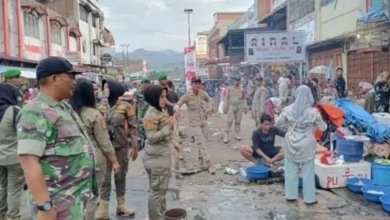 Photo of Masyarakat Minta PKL Jalan Thamrin Padangsidimpuan Kembali Ditertibkan