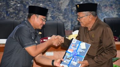 Photo of Paripurna Ranperda Pertanggungjawaban Pelaksanaan APBD 2023, Pj Bupati: Tantangan Semakin Kompleks