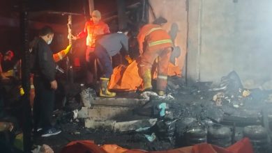 Photo of Rumah Wartawan Diamuk Api, Sempurna Pasaribu Bersama Istri dan Anak Cucu Tewas Terpanggang