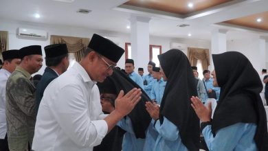 Photo of MTQ ke-39, Pj Bupati Ir Wiriya Alrahman Lepas Kafilah Deli Serdang