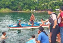 Photo of Terjatuh saat Beri Makan Ikan di Keramba, Lansia di Samosir Tewas Tenggelam