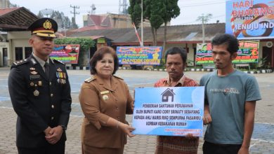 Photo of Bupati dan Polres Karo Bersinergi Berikan Bantuan Perumahan kepada Keluarga Almarhum Sempurna Pasaribu